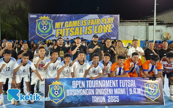 Thumbnail Tembakan Plesing Bupati Halsel Tandai Kick Off Awal Digulirnya BAM Cup 2025