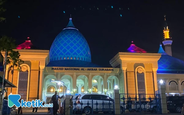 Thumbnail Nama-Nama Pencetus Berdirinya Masjid Nasional Al-Akbar Surabaya, Ada Cak Narto Wali Kota Surabaya