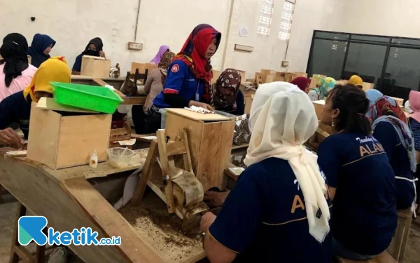 Thumbnail THR Tak Diberikan? Bos Bandel Siap-siap Kena Semprit Disdagnaker Pacitan