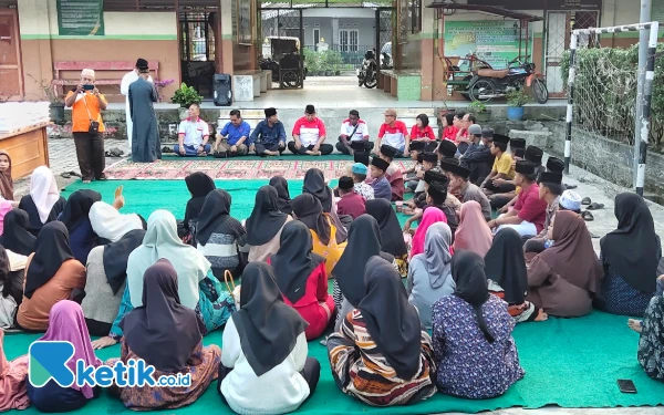 Thumbnail Berita - InTi dan Pundi Amal Budi Agung Buka Bareng Anak Panti Asuhan Al-Arif