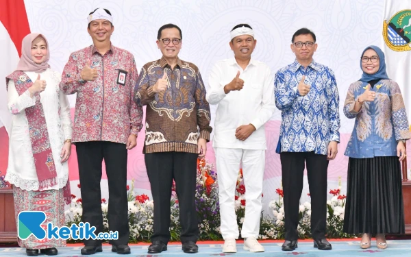 Thumbnail Darwisman Resmi Jabat Kepala OJK Jabar