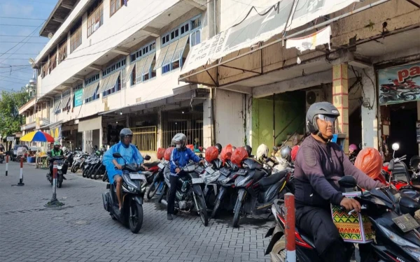 Thumbnail Jelang Lebaran, Penitipan Motor di Terminal Purabaya Lesu Akibat Mudik Gratis