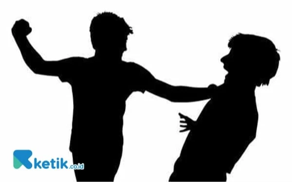 Thumbnail Berita - Tegur Orang Bermain Petasan, Pria di Jember Malah Dianiaya Terkapar Berdarah