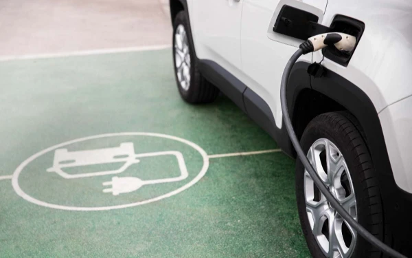 Thumbnail Buat yang Mudik dengan Kendaraan Listrik, Berikut 95 Titik SPKLU di Jatim