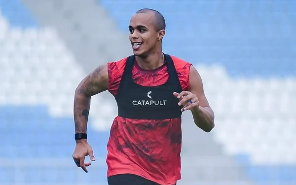 Thumbnail Persebaya Bantah Sedang Dekati Pemain Arema FC William Marcilio