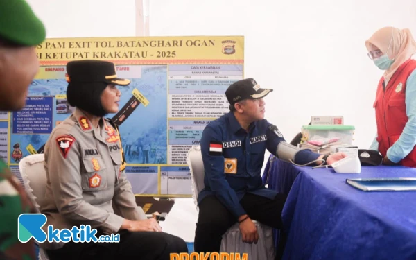 Thumbnail Berita - Pastikan Kelancaran Arus Mudik, Bupati Pesawaran Tinjau Pospam Lebaran Idulfitri