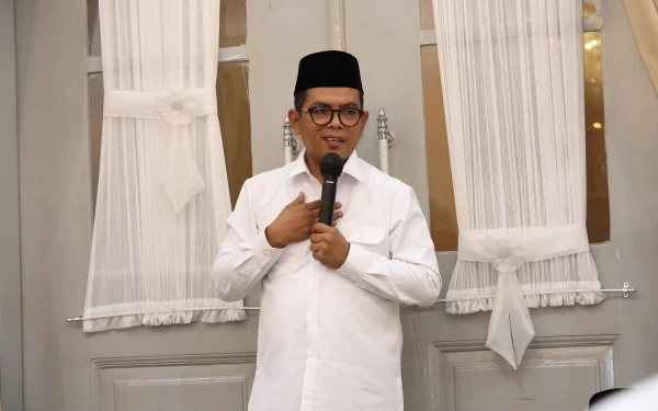 Thumbnail Berita - Andra Soni Tiru KDM, Warga Banten Bebas Pajak Kendaraan