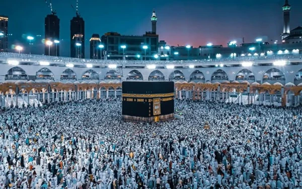 Thumbnail Hilal Terlihat, Arab Saudi Lebaran Hari Ini Minggu 30 Maret 2025