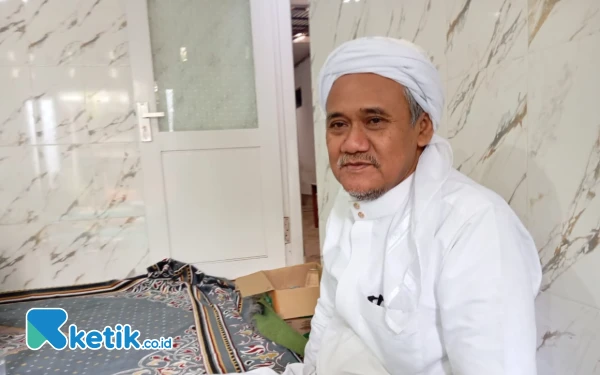 Thumbnail Berita - Ratusan Umat Islam di Perbatasan Jember-Bondowoso Gelar Salat Id Lebih Awal, Ini Alasannya