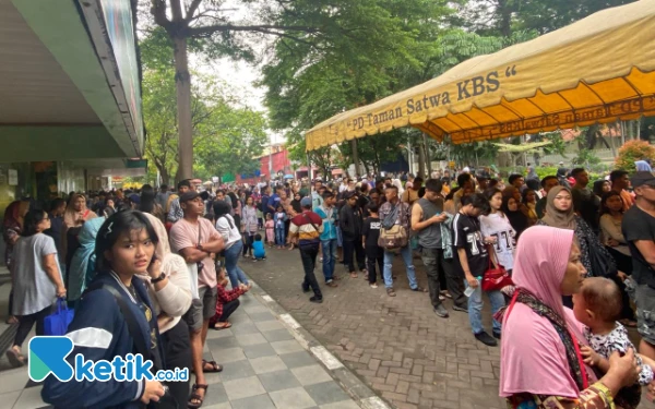 Thumbnail Eri Cahyadi Minta Dirut KBS Miliki Sistem Buka Tutup Tangani Membludaknya Pengunjung