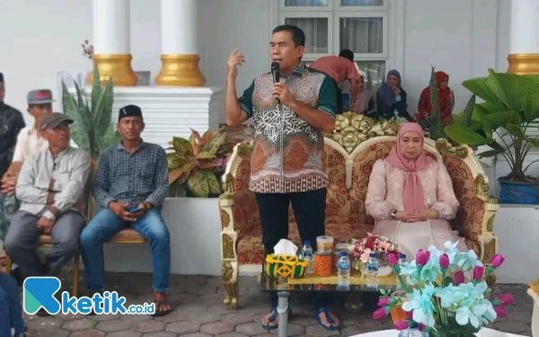 Thumbnail Berita - Bupati Simeulue Gelar Open House Idul Fitri, Warga Antusias Jalin Silaturahmi