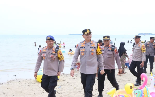 Thumbnail Berita - Pastikan Libur Lebaran Aman dan Nyaman, Kapolres Jepara Terjun Langsung Pantau Objek Wisata