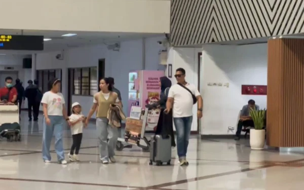 Thumbnail Hari Ini Puncak Arus Balik, 50.000 Penumpang Diprediksi Padati Bandara Juanda