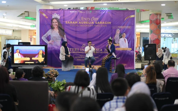 Thumbnail Berita - Puteri Indonesia Riau 2025 Sarah Aurelia Gelar Peringatan Bulan Peduli Autisme di Mal Ciputra Seraya