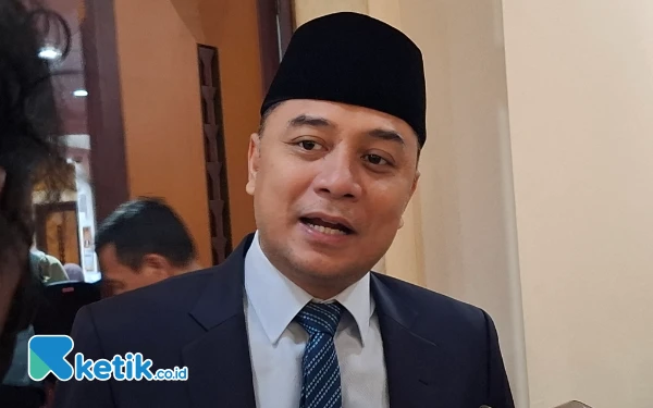 Thumbnail Eri Cahyadi Harap Sekolah Baru Tak Harapkan Bantuan dari Pemkot Surabaya