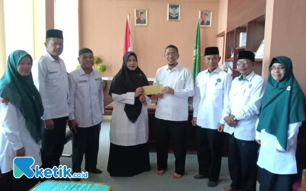 Thumbnail Berita - Isi Kekosongan, Kankemenag Aceh Singkil Tunjuk Rusnawati Zaini Jadi Plt Kepala MAN