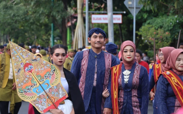 Thumbnail Berita - Kenang Semangat Perjuangan Ratu Kalinyamat, Kapolres Jepara Hadiri Prosesi Buka Luwur di Hari Jadi Jepara ke-476