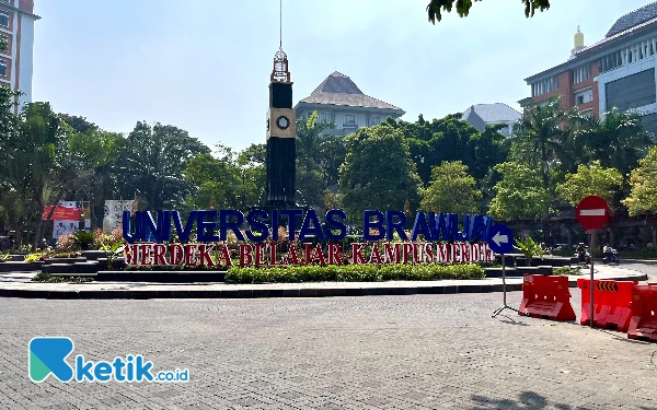 Thumbnail Berita - Cerita Orang Tua dan Siswa Berburu Prodi Idaman di UB Education Expo 2026