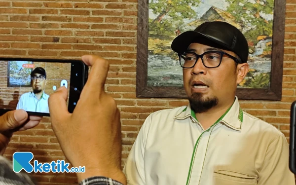 Thumbnail Berita - Gus Khozin DPR RI Sebut Kebijakan Efisiensi Untuk Wujudkan Tata Kelola Pemerintahan yang Baik