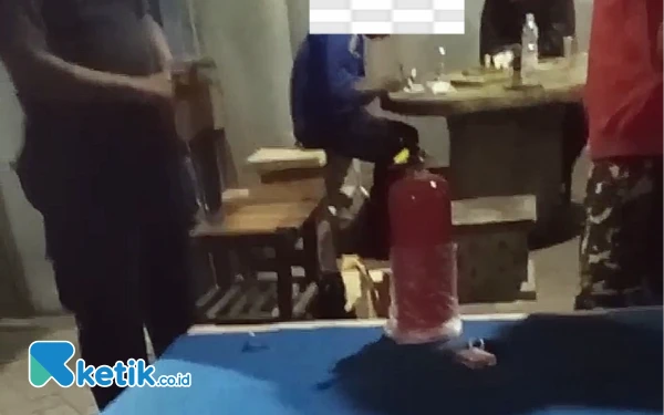 Thumbnail Berita - Oknum Pegawai Dinas Damkar Tulungagung Diduga Terima Gratifikasi dari Penjualan APAR