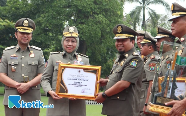 Thumbnail Juara III Kirab Pataka di Jatim, Satpol PP Bondowoso Tegaskan Ini Jadi Motivasi