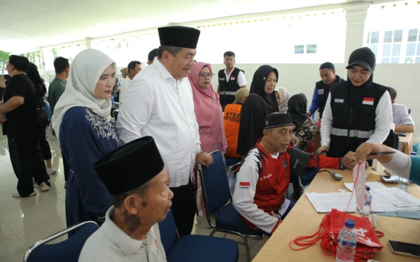 Thumbnail Pastikan Calon Haji Sehat, Taufik Zainal Beri Pujian Program Dinas Kesehatan Asahan