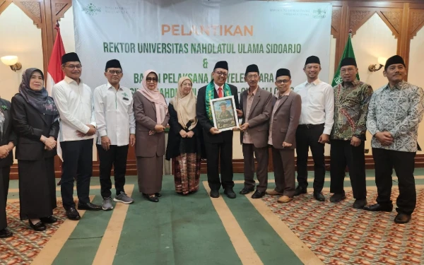 Thumbnail Berita - Resmi Dilantik, Fatkul Anam Kembali Pimpin Unusida hingga 2029