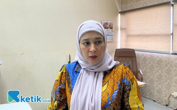 Thumbnail Melanjutkan Langkah Kartini, Ajeng Wira Wati Bicara Hak Kesehatan Perempuan Surabaya