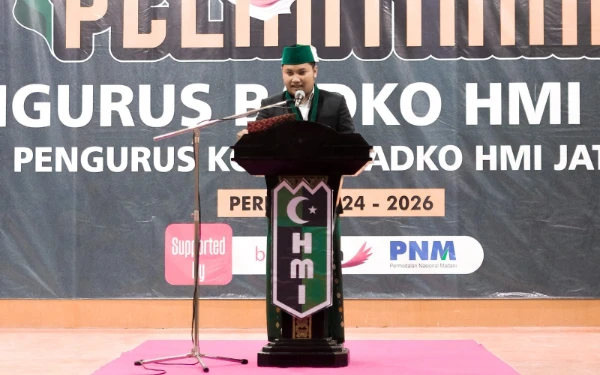 Thumbnail Badko HMI Jatim Apresiasi Gubernur Khofifah Terkait Kebijakan Penerbitan Ulang Ijazah Eks Karyawan UD Sentoso Seal