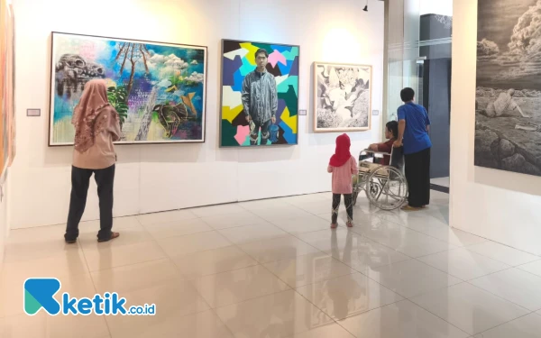 Thumbnail Wali Kota Batu Dorong 'Kenduri Rupa' Jadi Agenda Tahunan