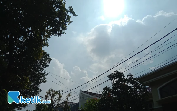 Thumbnail Prakiraan Cuaca Hari ini, Surabaya dan Malang Cerah