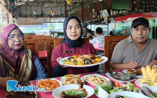 Thumbnail Berita - Kisah Sukses 'King's Seafood' Raja Restoran Hindangan Laut Palembang
