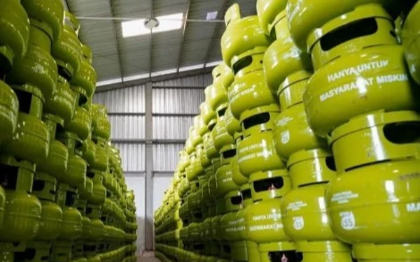 Thumbnail Tak Hanya ASN dan DPR, Pemkab Sampang Serukan Kategori Usaha Ini Dilarang Pakai LPG 3 Kg Bersubsidi