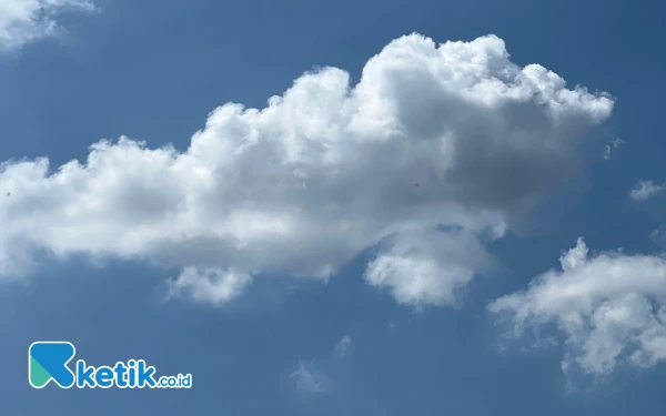 Thumbnail Surabaya dan Malang Hari Ini Berawan, Kota Batu Berkabut