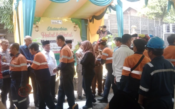 Thumbnail Berita - PT JMR Gelar Halalbihalal bersama Masyarakat, Ketua Kadin Kota Cilegon Beri Apresiasi