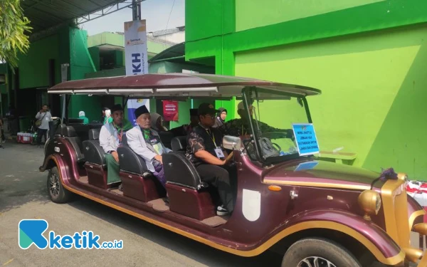 Thumbnail Seorang Calon Haji Embarkasi Surabaya Hamil, Ketua PPIH: Boleh Berangkat