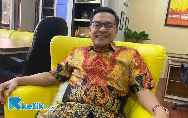 Thumbnail Wakil Ketua DPRD Surabaya Arif Fathoni: Hari Buruh Momentum Perkuat Sinergi Pekerja dan Industri