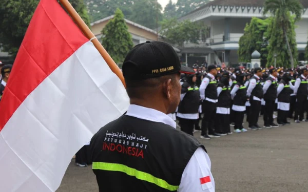 Thumbnail Petugas Medis Haji Kota Batu Dikurangi Demi Efisiensi   ‎