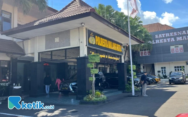 Thumbnail Dokter Terduga Pelaku Pelecehan Seksual Pasien di Malang Adukan Akun Medsos ke Polisi