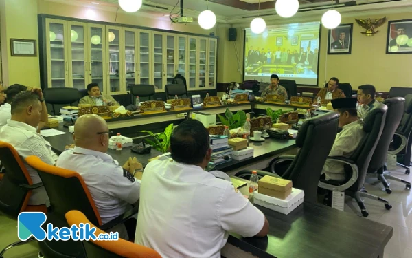 Thumbnail DSDABM Beberkan Kota Surabaya Butuh 100 Rumah Pompa untuk Tangani Banjir