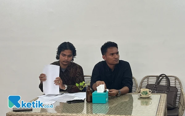 Thumbnail Dokter AY Akui Periksa Pasien Tanpa Perawat, Pengacara Ungkap Fakta Lain di Kamar