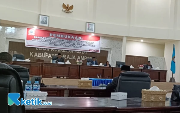 Thumbnail Berita - DPRD Mulai Bahas Dokumen LKPJ Bupati Raja Ampat Tahun Anggaran 2024