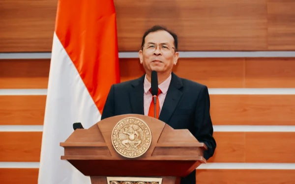 Thumbnail Selamat Datang Rektor Baru! Prof Madyan Pimpin Unair Periode 2025-2030