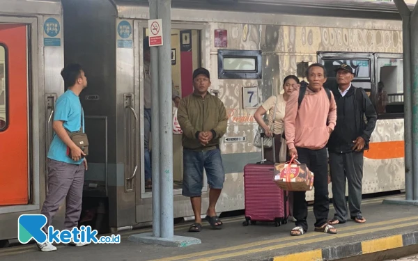 Thumbnail Mobilitas Tinggi, KAI Commuter Catat Lonjakan Penumpang Capai 32 Juta di April 2025