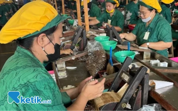 Thumbnail Gelombang PHK Mengintai, 60 Karyawan Kota Malang Kehilangan Pekerjaan di Triwulan I 2025