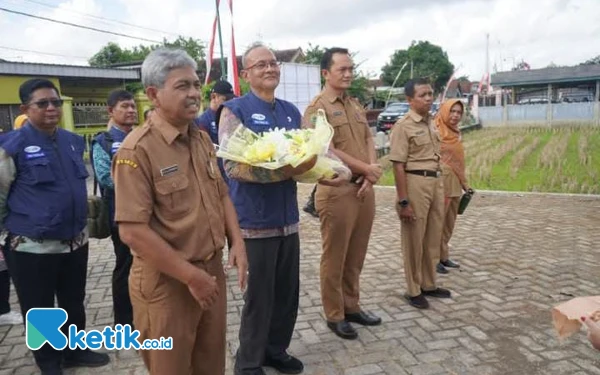 Thumbnail Berita - Desa Karang Anom Masuk Tiga Besar Lomba Gotong Royong Jatim, Begini Kata Sekda Trenggalek