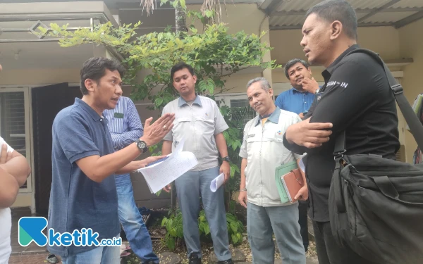 Thumbnail Berita - Warga di Jombang Klaim Tak Pernah Jual Sertifikat Rumah, Kini Terancam Diambil Perusahaan