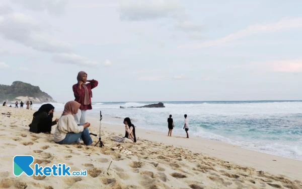 Thumbnail Pacitan Terapkan E-Ticketing di 9 Destinasi Wisata, Ini Daftar Lokasi dan Harga Tiketnya