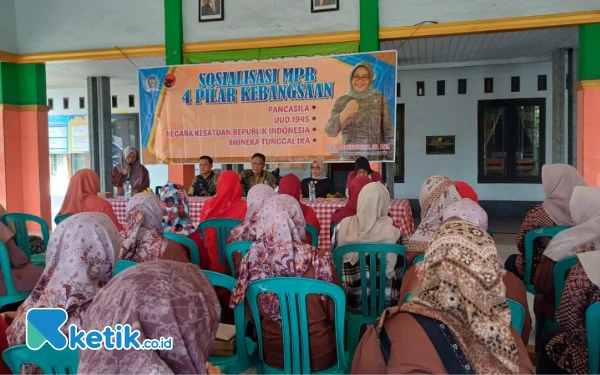 Thumbnail Berita - Sosialisasi Empat Pilar di Jombang, Politisi PDIP Sadarestuwati Tegaskan Pentingnya Menjaga Budaya Lokal