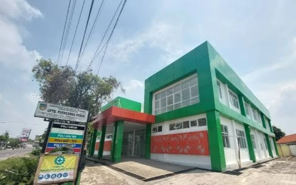 Plafon Puskesmas Perak Jombang Ambrol, Komisi C DPRD Desak Lakukan Audit